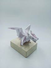 Cargar imagen en el visor de la galería, Dragon suelo.
